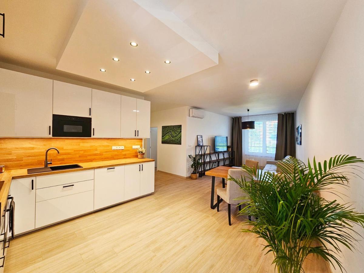 3 Room Apartment 2X Balcony, New Building, 21 Bratislava Ngoại thất bức ảnh